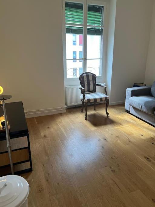Apartment 3 Pcs Located In Gva Centre Genf